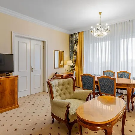 Natsionalny Hotel Kyiv
