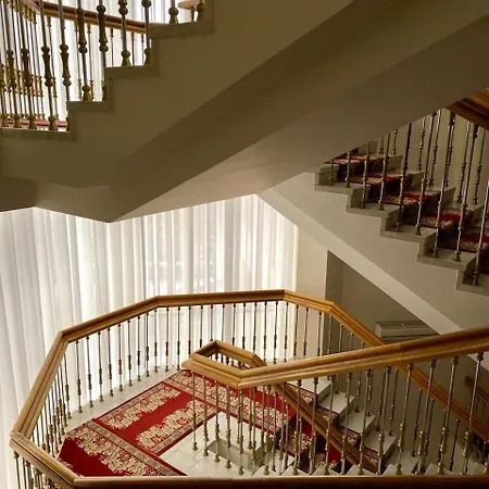 Natsionalny 4* Kyiv
