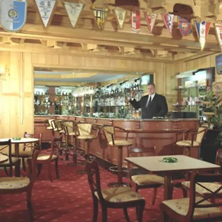 Hotel Natsionalny Kyiv