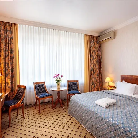 Natsionalny 4* קייב