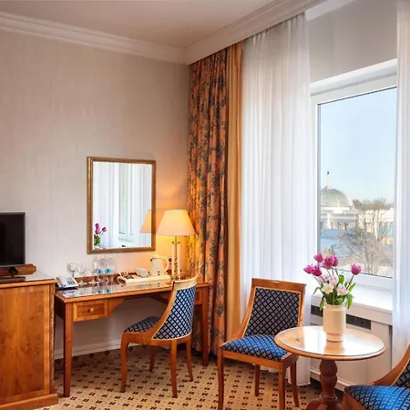 Natsionalny Hotell