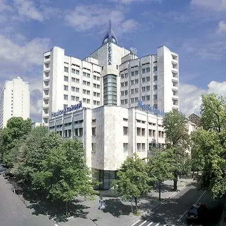 Hotell Natsionalny 4*